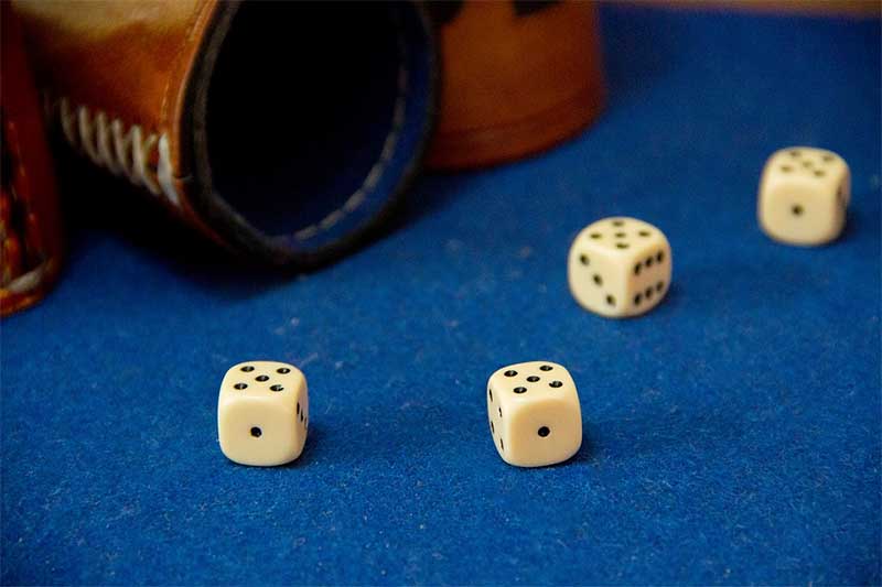 20 Dice Games to Play When You’re Bored