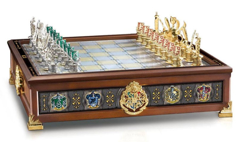 The Noble Collection Harry Potter Hogwarts Houses Quidditch Chess Set